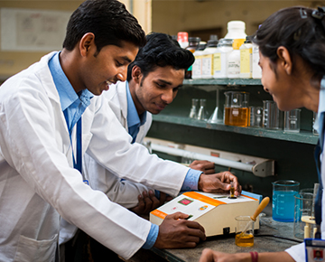 Diploma in Medical Laboratory Technology (MLT) Colleges in Bangalore